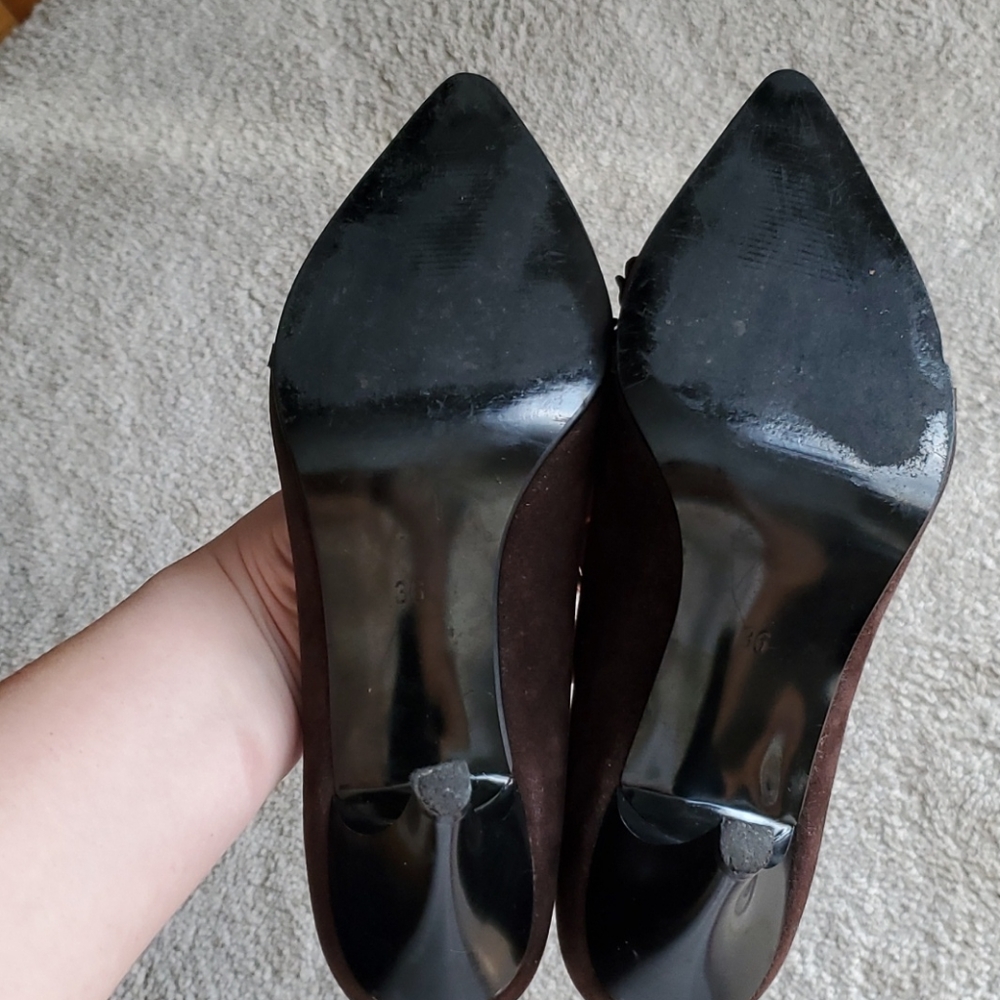 !!! HOST PICK!!!/10 Queen Suede Shoes - Picture 11 of 13